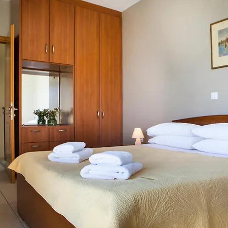 Lourdata Sleeps 6 Pool Wifi * Lourdata (Kefalonia)